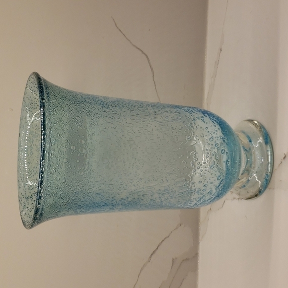 𝅺large glass vase light blue bubbles 10"h x 6"diam. - Picture 2 of 10